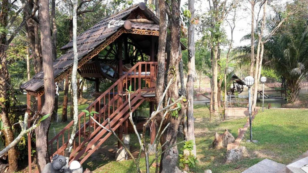 Отель Isaan Perazim Park Ройет Экстерьер фото